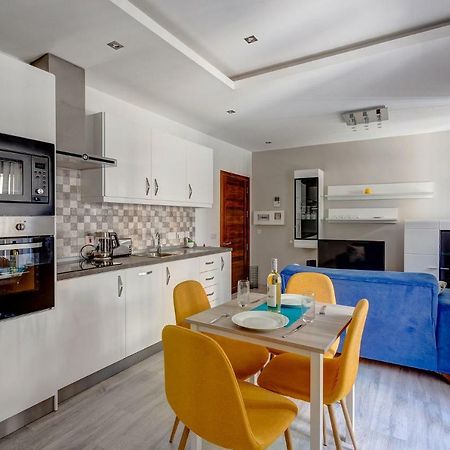 Modern Apartment Just Off The Promenade Sliema Exteriér fotografie