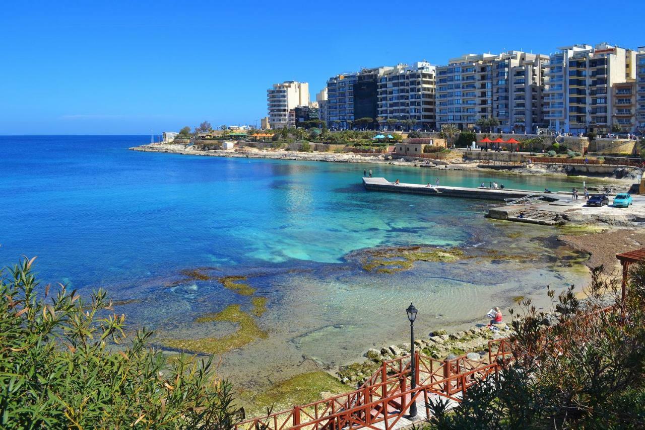 Modern Apartment Just Off The Promenade Sliema Exteriér fotografie