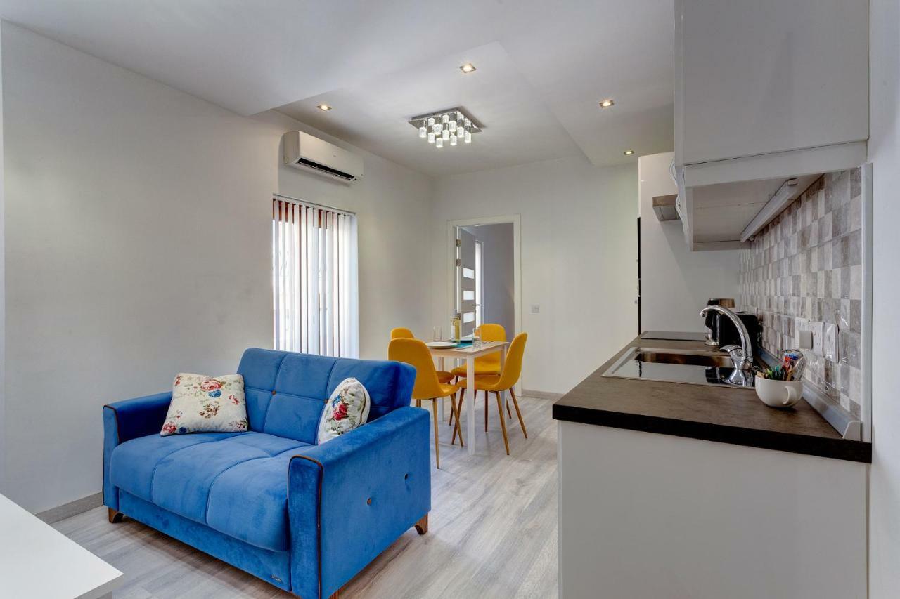 Modern Apartment Just Off The Promenade Sliema Exteriér fotografie